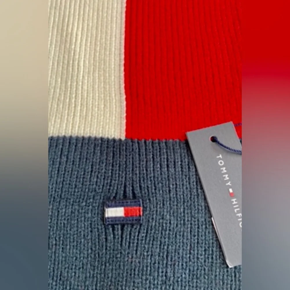 Tommy Hilfiger Tricolor Knit Acrylic Red, White, Blue Designer Signature Scarf